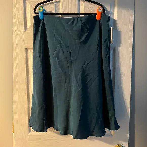 Nordstrom Skirts Nordstrom Rack Teal Satin Midi Skirt Xxl